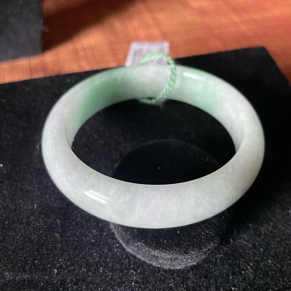 Ladies Jade Bangle Bracelet
